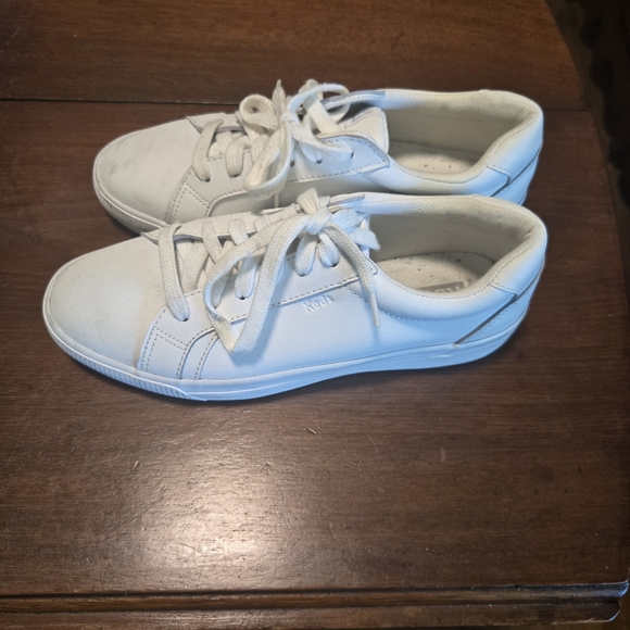 Keds Classic White Lace-Up Sneakers - Picture 4 of 10